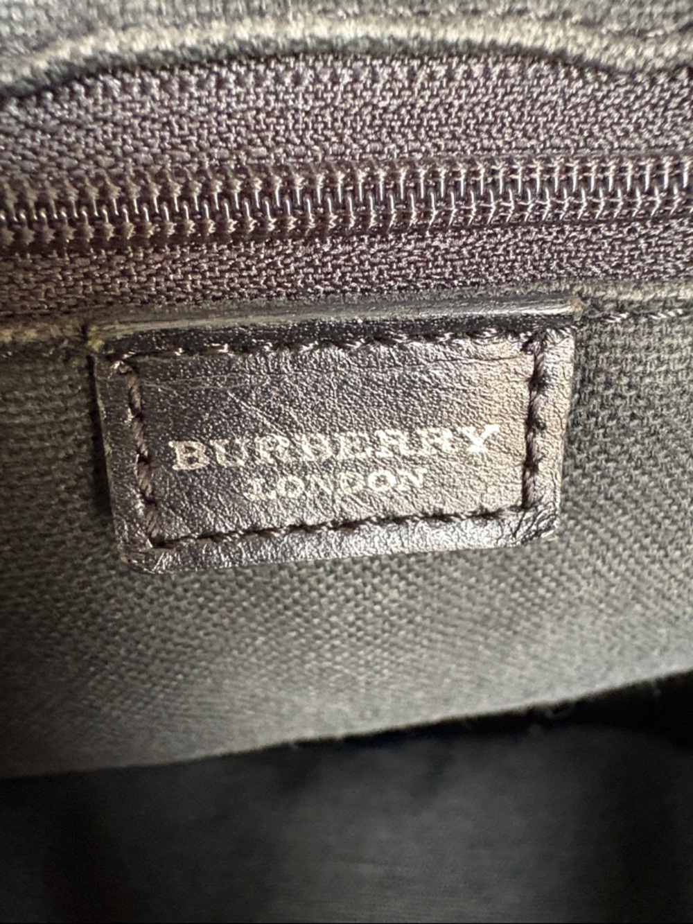 Burberry Beige Check Shoulder Bag with Black Straps
Not sure if it is authentic. - Picture 3 of 10